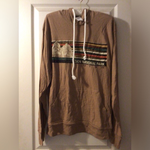 NWT Zion National Park Hoodie - Picture 1 of 4